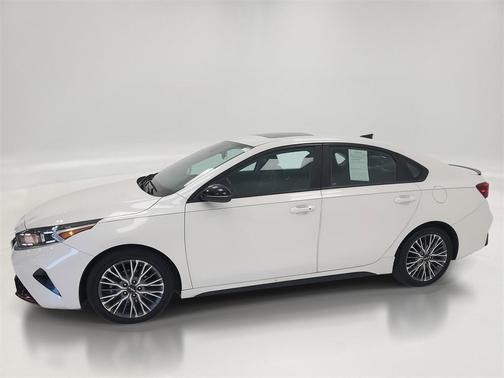 2022 Kia Forte GT-Line