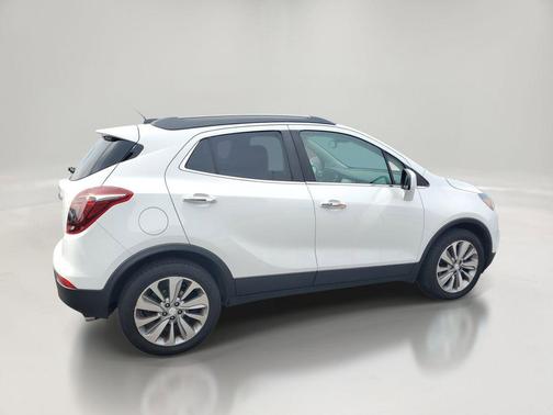 Summit White 2020 Buick Encore Preferred