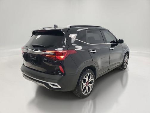 2023 Kia Seltos SX Turbo