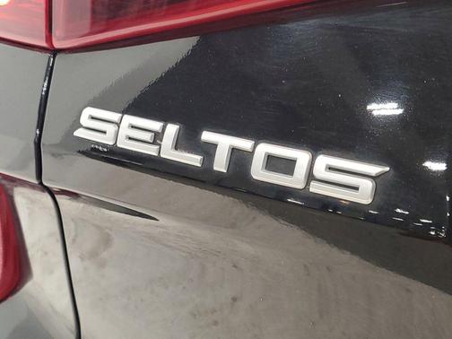 2023 Kia Seltos SX Turbo