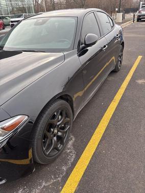 2021 Alfa Romeo Giulia Base