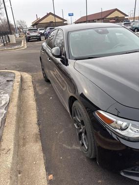 2021 Alfa Romeo Giulia Base