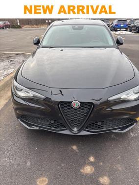 2021 Alfa Romeo Giulia Base