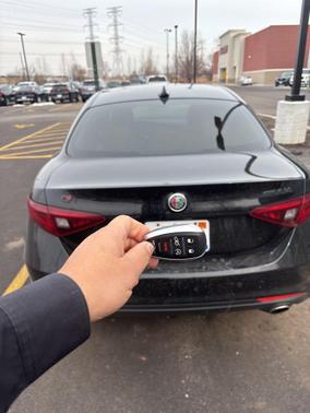 2021 Alfa Romeo Giulia Base