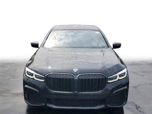 2021 BMW 750 i xDrive
