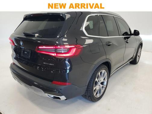 Black Sapphire Metallic 2019 BMW X5 xDrive40i