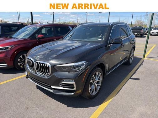 Black Sapphire Metallic 2019 BMW X5 xDrive40i