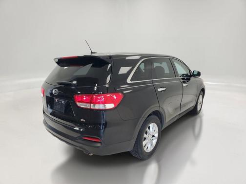 2018 Kia Sorento L