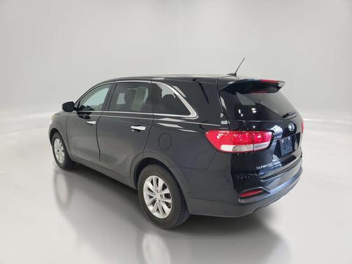 2018 Kia Sorento L
