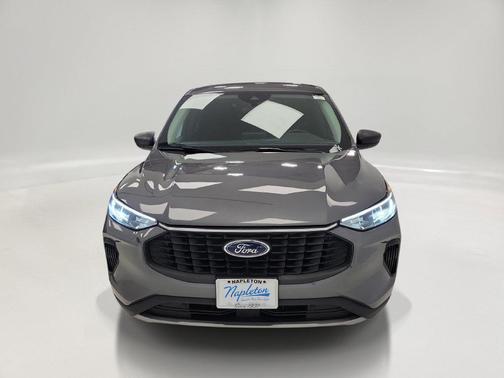 Gray Metallic 2024 Ford Escape Active