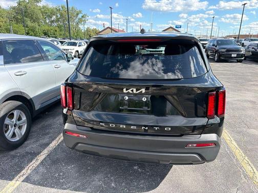 Ebony Black 2022 Kia Sorento LX