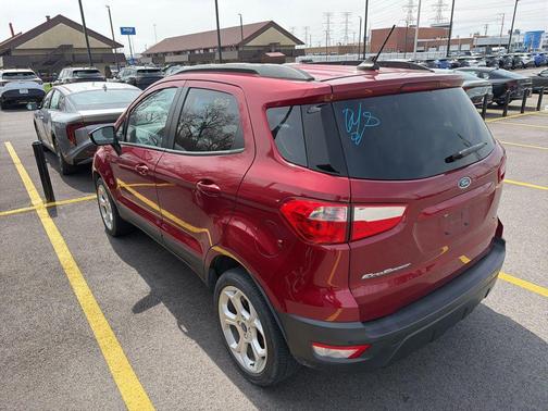 Ruby Red Metallic Tinted Clearcoat 2021 Ford EcoSport SE