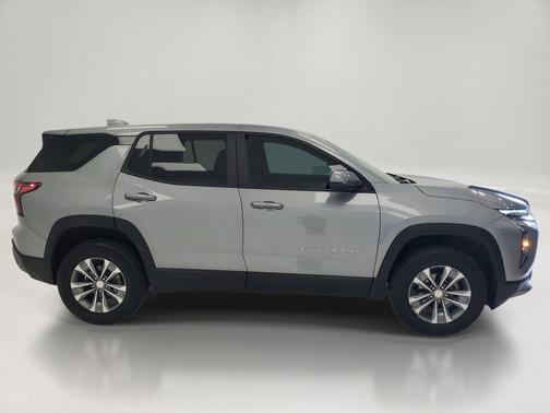 Sterling Gray Metallic 2025 Chevrolet Equinox 1LT