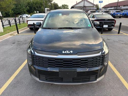 Ebony Black 2026 Kia Sportage LX