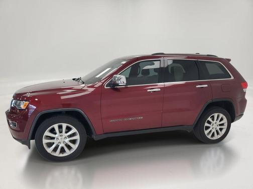Velvet Red Pearlcoat 2017 Jeep Grand Cherokee Limited