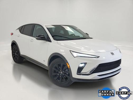 Summit White 2025 Buick Envista Sport Touring FWD
