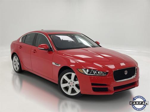 2018 Jaguar XE 25t Premium