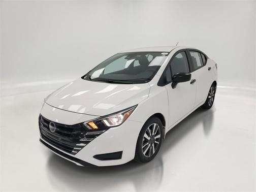 2024 Nissan Versa 1.6 S