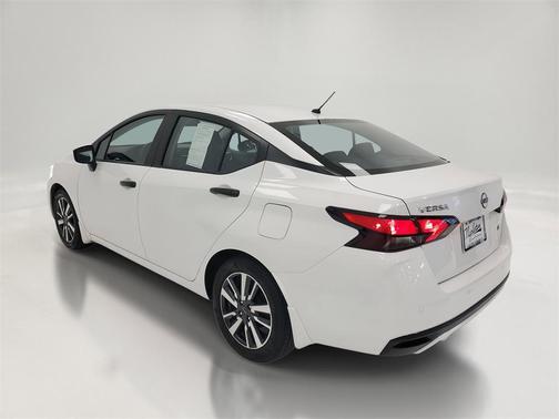 2024 Nissan Versa 1.6 S