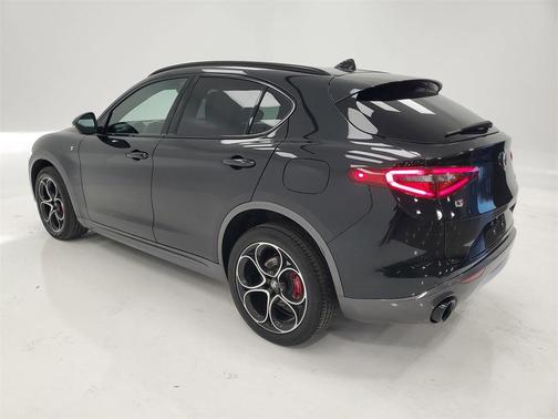 2023 Alfa Romeo Stelvio Ti