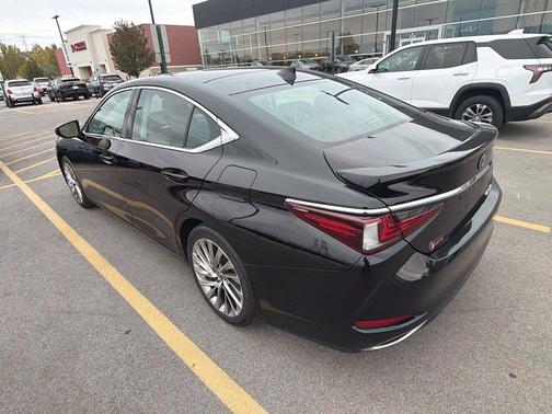 Obsidian 2020 Lexus ES 350 Luxury