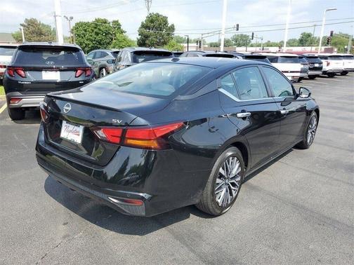 2023 Nissan Altima 2.5 SV