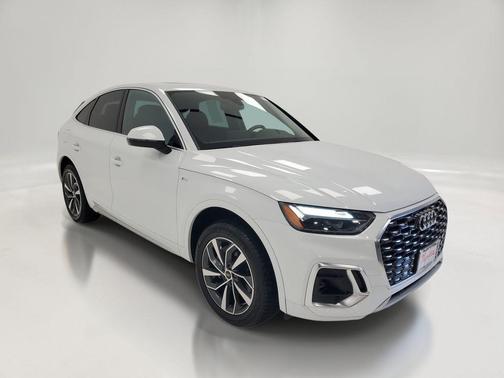 Glacier White 2021 Audi Q5 45 Premium