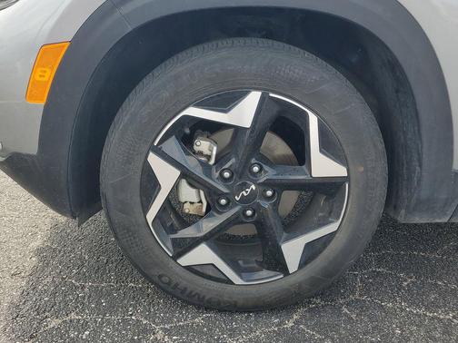 Steel Gray 2025 Kia Seltos S