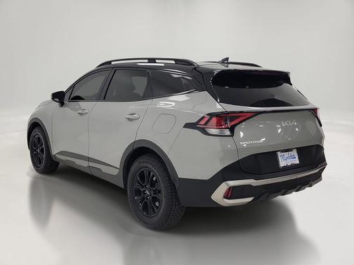 Wolf Gray/Ebony Black Roof 2023 Kia Sportage S