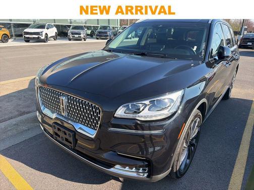 Infinite Black Metallic 2020 Lincoln Aviator Reserve AWD