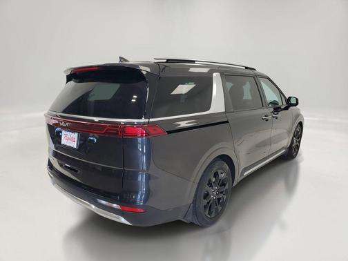 Pantera Metal 2022 Kia Carnival SX Prestige