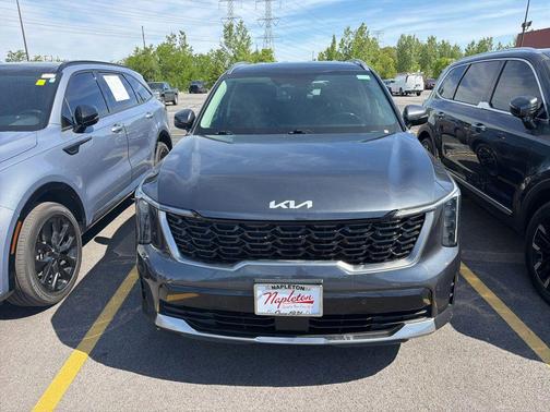 Gravity Grey 2024 Kia Sorento S