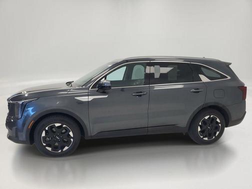 Gravity Grey 2024 Kia Sorento S