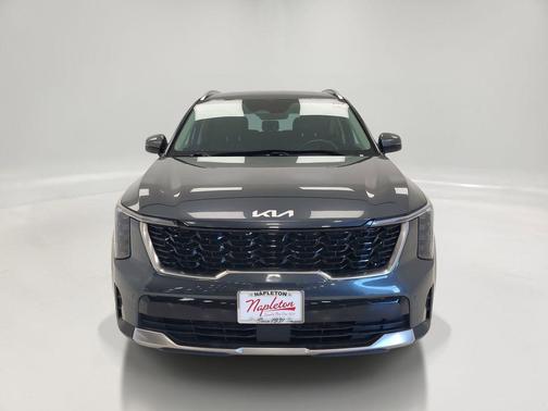 Gravity Grey 2024 Kia Sorento S