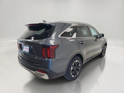 Gravity Grey 2024 Kia Sorento S