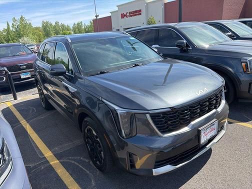 Gravity Grey 2024 Kia Sorento S