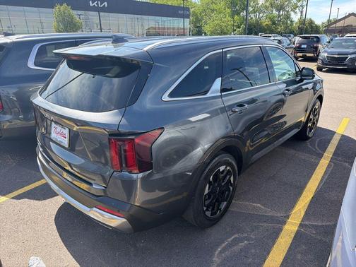 Gravity Grey 2024 Kia Sorento S