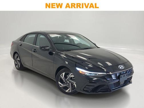 Abyss Black 2024 Hyundai ELANTRA SEL