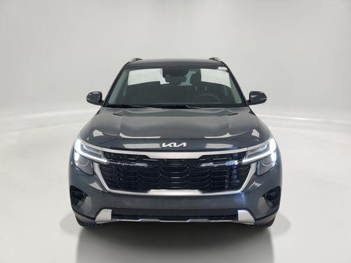 Gravity Gray 2025 Kia Seltos S