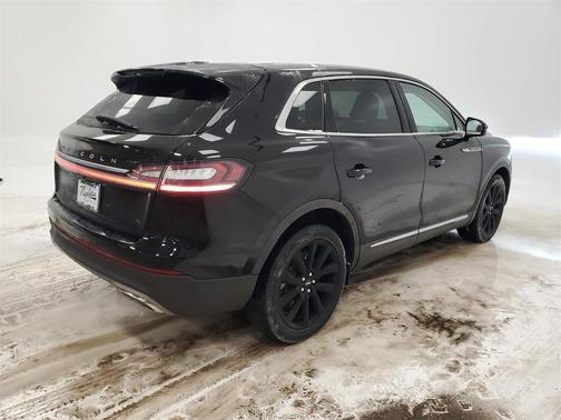 2021 Lincoln Nautilus Reserve