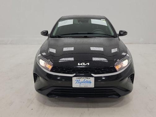 Aurora Black 2023 Kia Forte LXS