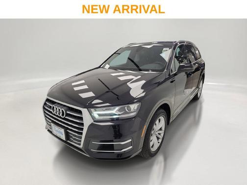 Orca Black Metallic 2018 Audi Q7 3.0T Premium