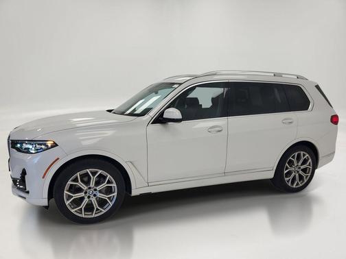 Mineral White Metallic 2020 BMW X7 xDrive40i