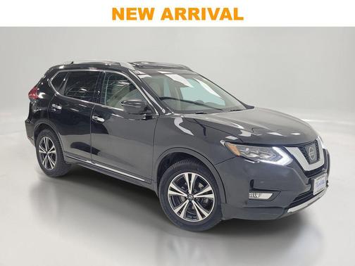 Magnetic Black 2017 Nissan Rogue SL