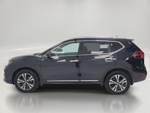 Magnetic Black 2017 Nissan Rogue SL