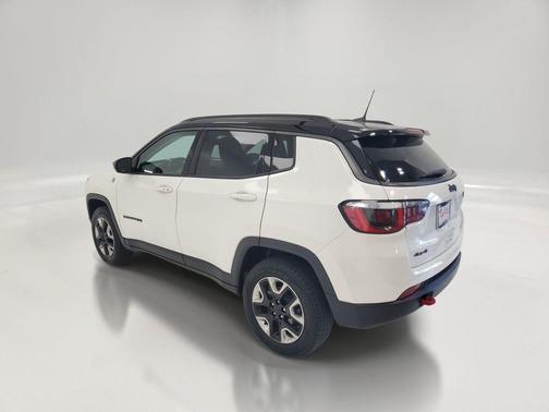 White Clearcoat 2018 Jeep Compass Trailhawk
