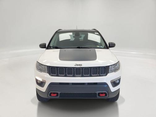 White Clearcoat 2018 Jeep Compass Trailhawk