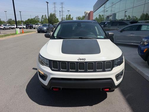 White Clearcoat 2018 Jeep Compass Trailhawk