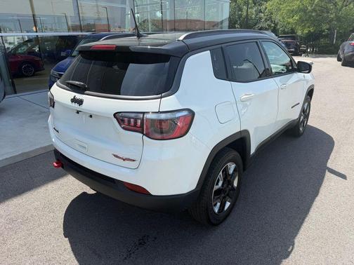 White Clearcoat 2018 Jeep Compass Trailhawk