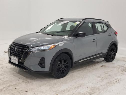 2023 Nissan Kicks SR